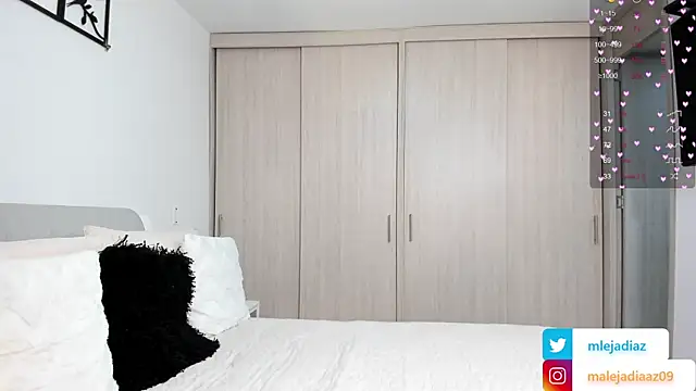 Snapshot of MalejaDiaz_ chatting on March 20, 2025, 9:56 pm MalejaDiaz online show from March 20, 2025, 9:56 pm