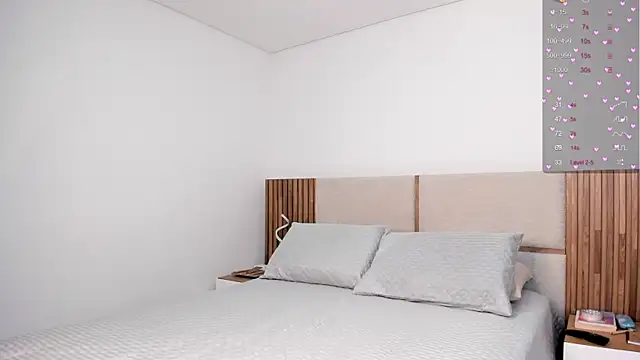 Snapshot of MalejaDiaz_ chatting on September 16, 2025, 6:42 pm MalejaDiaz online show from September 16, 2025, 6:42 pm