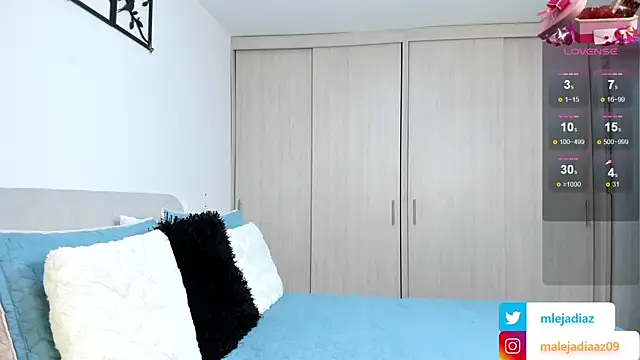 Snapshot of MalejaDiaz_ chatting on February 11, 2025, 7:16 pm MalejaDiaz online show from February 11, 2025, 7:16 pm