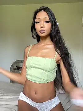 yummyrina online show from June 8, 2026, 7:14 pm