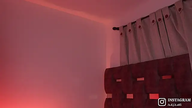 Snapshot of Angelo_018 chatting on September 21, 2025, 8:52 am Angelo 018 online show from September 21, 2025, 8:52 am