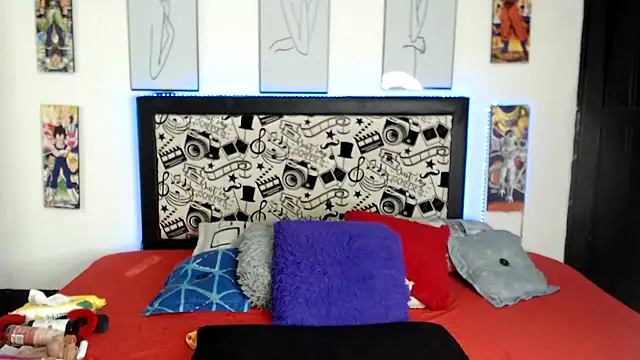 Snapshot of Rihana14 chatting on December 22, 2025, 11:16 pm Rihana14 online show from December 22, 2025, 11:16 pm