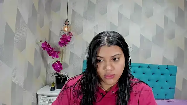 Snapshot of LindaBreeS chatting on October 12, 2025, 1:23 pm LindaBreeS online show from October 12, 2025, 1:23 pm