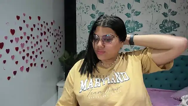 LindaBreeS online show from March 1, 2025, 8:10 pm