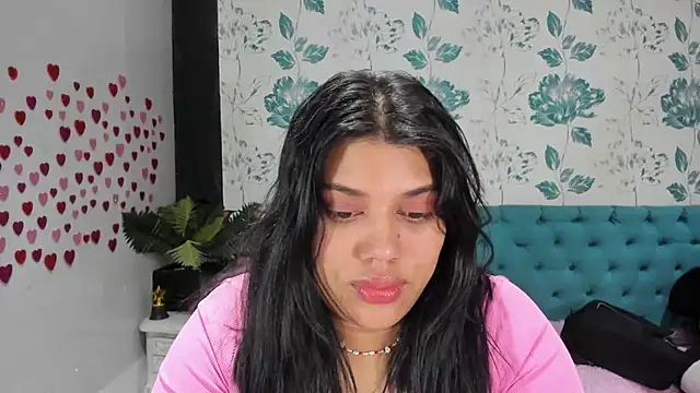 LindaBreeS online show from February 24, 2025, 4:58 pm