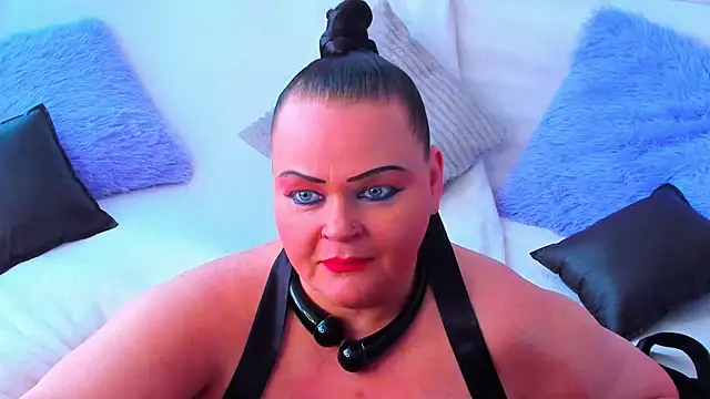MilanaBiegert online show from February 16, 2025, 12:43 pm