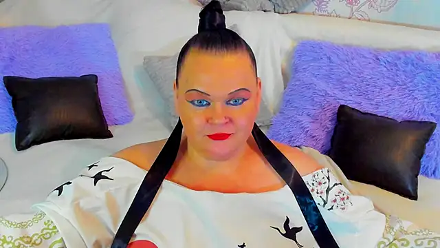 MilanaBiegert online show from February 13, 2025, 8:34 pm