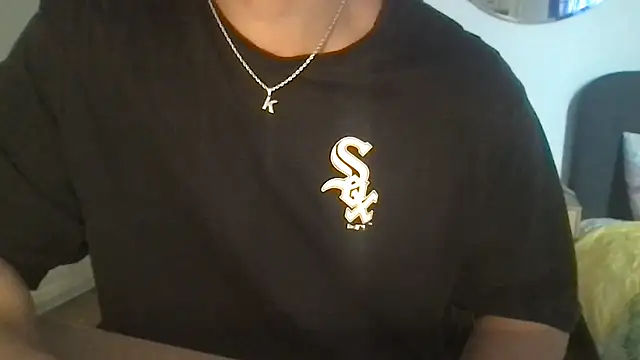 jungcock3210 online show from October 1, 2025, 1:37 pm