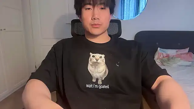 Snapshot of jungcock3210 chatting on March 2, 2026, 2:35 pm jungcock3210 online show from March 2, 2026, 2:35 pm