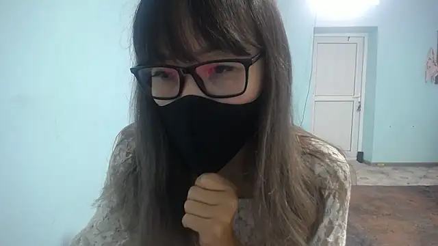 Snapshot of elllaaxx chatting on October 6, 2025, 4:02 am elllaaxx online show from October 6, 2025, 4:02 am