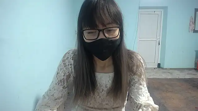 Snapshot of elllaaxx chatting on October 13, 2025, 11:45 am elllaaxx online show from October 13, 2025, 11:45 am