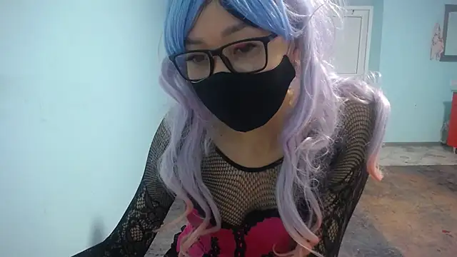 elllaaxx online show from November 1, 2025, 3:46 am