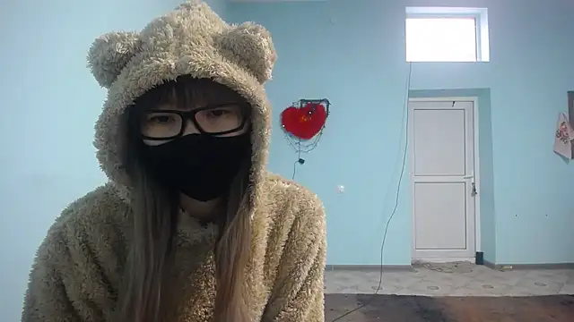 Snapshot of elllaaxx chatting on February 17, 2025, 3:36 am elllaaxx online show from February 17, 2025, 3:36 am