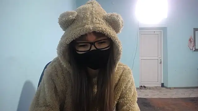 Snapshot of elllaaxx chatting on March 1, 2025, 6:46 am elllaaxx online show from March 1, 2025, 6:46 am