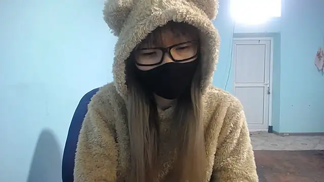 Snapshot of elllaaxx chatting on February 25, 2025, 3:42 am elllaaxx online show from February 25, 2025, 3:42 am