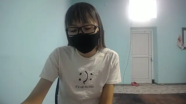 Snapshot of elllaaxx chatting on March 15, 2025, 6:58 am elllaaxx online show from March 15, 2025, 6:58 am