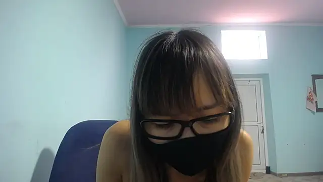 Snapshot of elllaaxx chatting on February 12, 2025, 3:29 am elllaaxx online show from February 12, 2025, 3:29 am