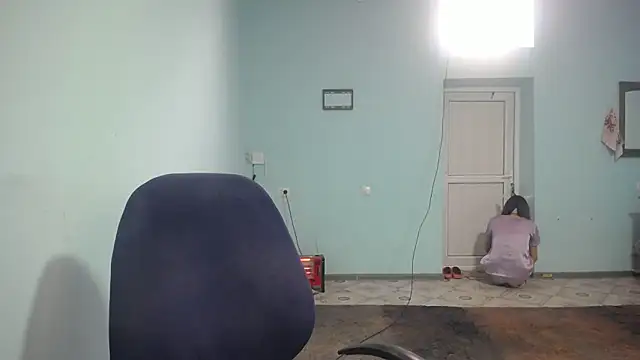 Snapshot of elllaaxx chatting on March 22, 2025, 4:45 am elllaaxx online show from March 22, 2025, 4:45 am