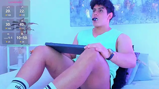 Snapshot of arminjones1 chatting on October 9, 2025, 3:40 am arminjones1 online show from October 9, 2025, 3:40 am