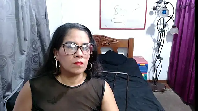 Snapshot of Mistresskloe01 chatting on February 27, 2025, 12:45 pm Mistresskloe01 online show from February 27, 2025, 12:45 pm