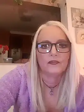 kikkastar online show from January 17, 2025, 8:22 pm