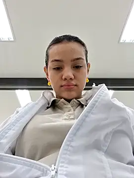 Angela hank2 online show from September 27, 2025, 3:18 pm