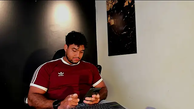 Big furry bear13 online show from March 12, 2026, 6:28 am