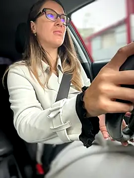 HotXMom online show from September 24, 2025, 5:14 am