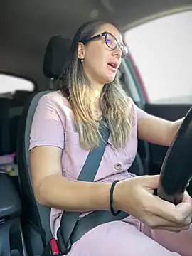 HotXMom online show from September 23, 2025, 5:47 am