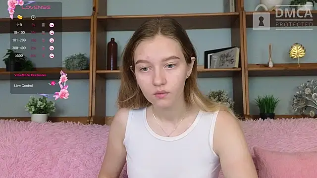 Snapshot of Ksuhesa chatting on October 4, 2025, 2:13 am Ksuhesa online show from October 4, 2025, 2:13 am