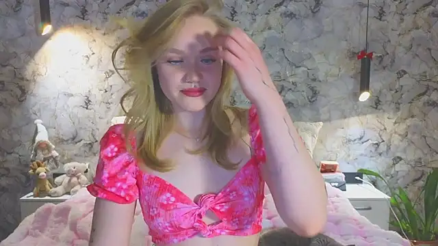 Aurora Golden1 online show from January 19, 2026, 4:22 pm