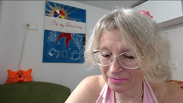 Zosya1111 online show from February 14, 2025, 7:23 pm