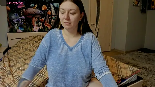 Snapshot of AlisaBacker chatting on October 1, 2025, 4:33 pm AlisaBacker online show from October 1, 2025, 4:33 pm