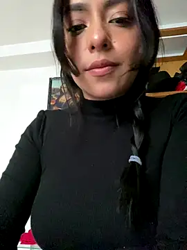 Snapshot of foxxy_nasty chatting on October 18, 2025, 7:05 pm foxxy nasty online show from October 18, 2025, 7:05 pm