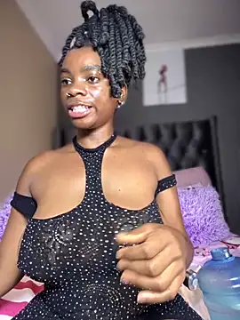 Candy-Heart online show from November 1, 2025, 9:30 pm