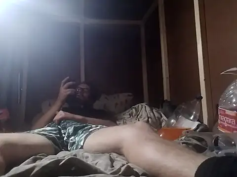 hothippie420 online show from May 15, 2026, 11:47 pm