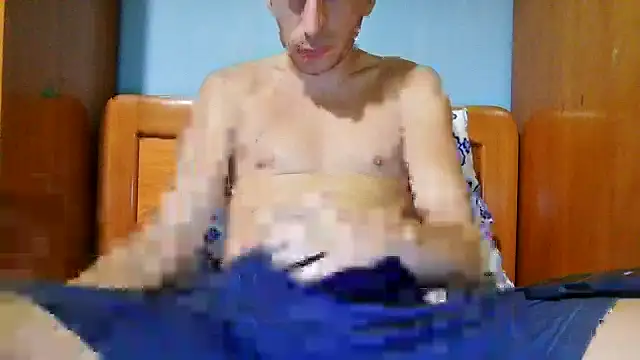 AvarageEuropeGuy online show from October 9, 2025, 7:42 am