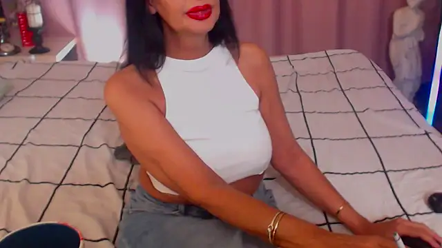 shannon4u online show from February 23, 2025, 6:49 am