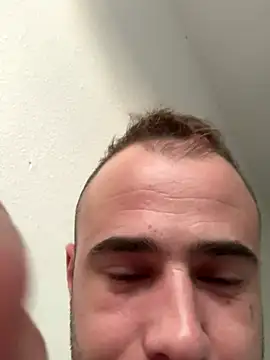 Snapshot of Alkat19 chatting on October 31, 2025, 6:54 am Alkat19 online show from October 31, 2025, 6:54 am