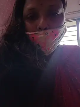 Ivy-09 online show from February 18, 2026, 10:33 am