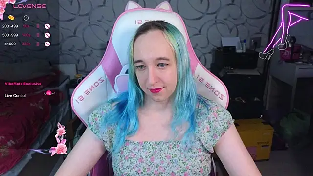 TheTrixy online show from November 18, 2025, 7:44 am