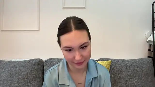 GIGI BENNET online show from March 3, 2025, 8:08 am