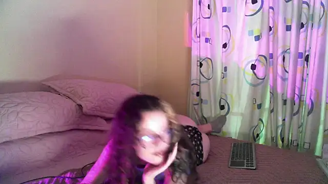 Snapshot of frikigyal chatting on February 26, 2025, 2:19 am frikigyal online show from February 26, 2025, 2:19 am