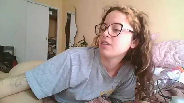 Snapshot of frikigyal chatting on February 20, 2025, 1:08 pm frikigyal online show from February 20, 2025, 1:08 pm