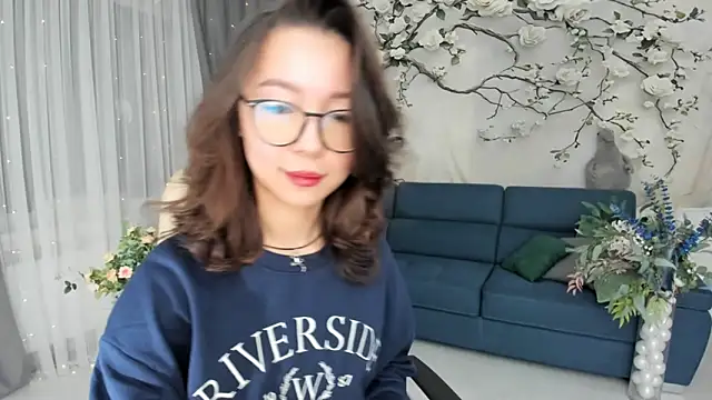 Snapshot of AgnieszkaBanana chatting on February 10, 2026, 4:11 am AgnieszkaBanana online show from February 10, 2026, 4:11 am