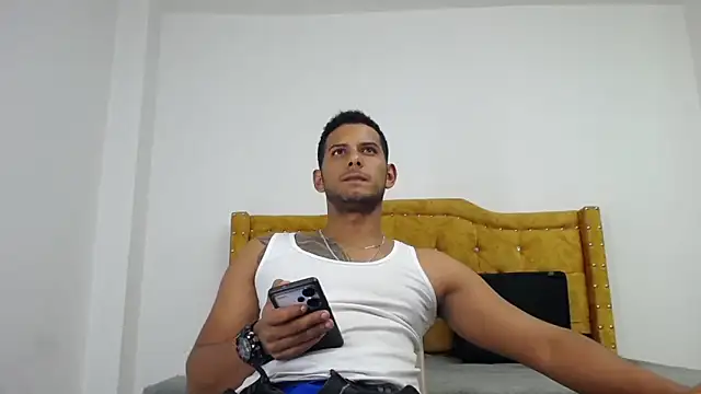 Chris Dick23 online show from April 11, 2026, 4:31 am