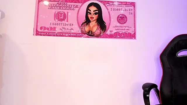 Snapshot of Caramelo_Exotic chatting on September 23, 2025, 5:47 am Caramelo Exotic online show from September 23, 2025, 5:47 am