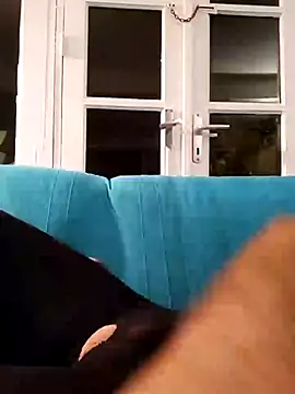 terisdfg online show from October 20, 2025, 5:35 pm