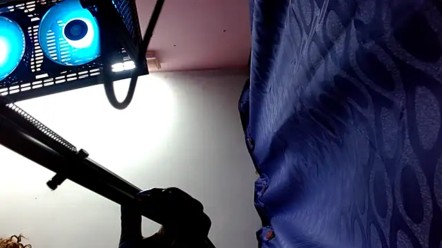 Snapshot of 420viol3ta_ chatting on March 5, 2025, 11:05 pm 420viol3ta online show from March 5, 2025, 11:05 pm