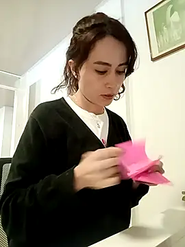 reme ark23 online show from October 15, 2025, 4:11 am